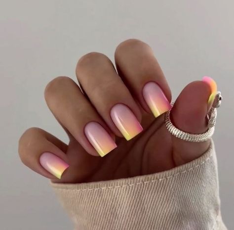 Nail Shapes Squoval, April Nails, Squoval Nails, Pink Ombre Nails, Cute Simple Nails, Modern Nails, Ombre Nail Designs, July Nails, Soft Nails