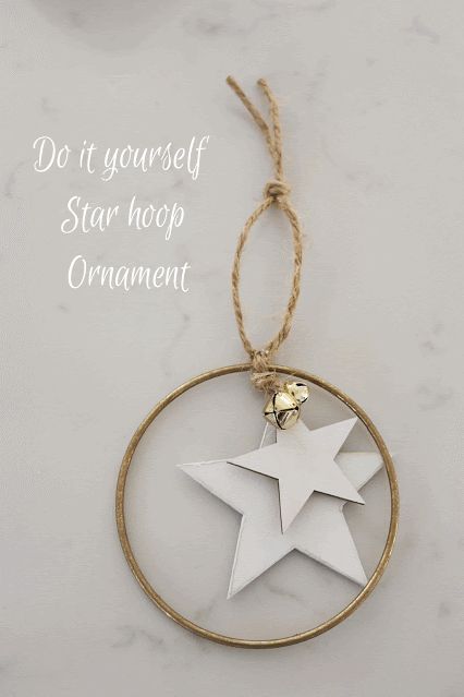 Diy Christmas Stars Ornaments, Diy Cross Christmas Ornaments, Diy Star Ornaments, Star Ornaments Diy, Chanel Diy, Hoop Ornaments, Country Girl Home, Church Christmas Party, Diy Christmas Star