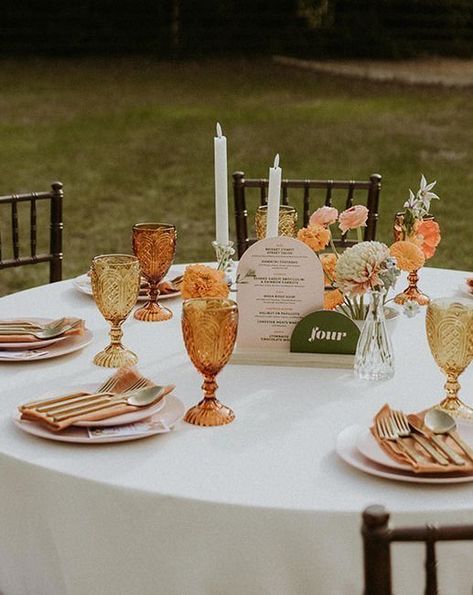 Retro Wedding Table, Arch Wedding Sign, Retro Wedding Theme, Wedding Retro, Arch Wedding, Wedding Table Number, Future Wedding Plans, Garden Party Wedding, Orange Wedding