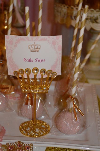 Royal cake pops at a Princess Party! See more party ideas at CatchMyParty.com! #partyideas #princess Once Upon A Time Birthday Food, Once Upon A Time Birthday Party Food, Once Upon A Time Birthday, Royal Baby Showers, Royal Party, Prince Baby Shower, Disney Princess Party, Fiesta Baby Shower, Princess Theme