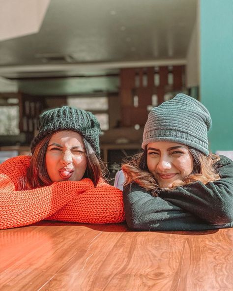 67.3k Likes, 154 Comments - Aashna Hegde (@aashnahegde) on Instagram: “❄️❄️” Sister Picture Poses, Aashna Hegde, Sisters Photoshoot Poses, Sister Poses, Bff Poses, Sisters Photoshoot, Friend Pictures Poses, Best Friend Poses, Bff Photoshoot Poses