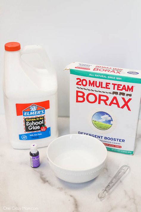 Borax Slime is a very simple DIY and great for beginners just learning to make slime. It only requires a few simple ingredients and is so easy and fun! Slime With Borax Recipes, Borax Slime Activator Recipe, Borax Experiments For Kids, Borax Slime Recipe Easy, How To Make Slime Without Borax And Glue, Slime Recipe With Borax And Glue, Slime With Borax And Glue, Puffy Slime Recipe, Diy Fluffy Slime Recipe