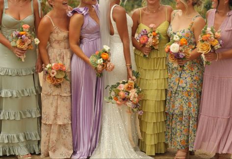 The most beautiful mismatched bridesmaids dresses ive ever photographed 🫶🏼 Bridal Parties Colors, Mismatched Bridesmaid Dresses, Dream Wedding Ideas Dresses, Future Wedding Plans, Wildflower Wedding, Colorful Party, Wedding Mood, Dreamy Wedding, Rehearsal Dinner