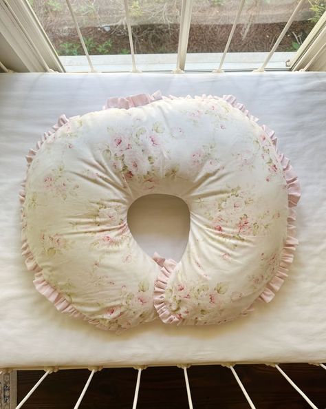 Enhance your nursery with our charming Shabby Chic Watercolor Floral Boppy Pillow Cover, lovingly handmade in the USA from 100% washed cotton fabrics. Designed for both style and practicality, this cover features a hidden zipper closure for effortless removal and washing. Adorned with a delightful baby pink folded ruffle detail along the edges, this cover adds a touch of sweetness to your baby's space. Crafted to fit all standard size boppy pillows, it offers a snug and secure fit without compromising on comfort. Whether it's for naptime, playtime, or supervised tummy time activities, this boppy pillow cover provides a cozy spot for your little one. The soft and plush fabric ensures your baby is always nestled in comfort, whether lounging on the couch or cradled in your arms. Make it a tho Luxury Crib Bedding, Baby Boy Bedding Sets, Crib Pillows, Mini Crib Bedding, Boppy Pillow Cover, Crib Liners, Baby Pillow Case, Tummy Time Activities