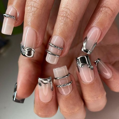 3d Chrome Nail Art, Metallic Nails Design, Rock Nails, Metallic Nail Art, 3d Nail Designs, Metallic Nail, Velvet Nails, Mens Nails, Metallic Nails