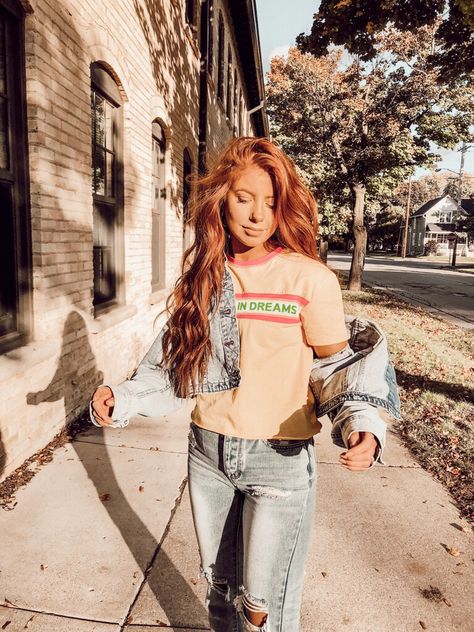 Red Hair Outfits, Redhead Fashion, Vsco Outfit, Jumper Outfit, Madelaine Petsch, Preppy Girl, Fire Fits, Ginger Hair, Colourful Outfits