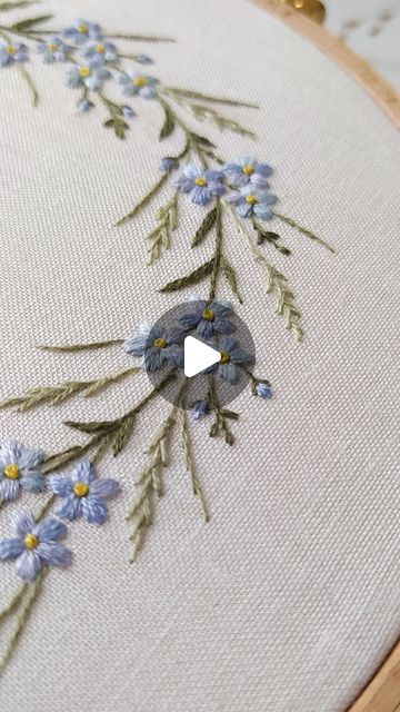 Aliaksandra Dzyachenka on Instagram: "Forget-me-notes. Embroidery process. I used three shades of blue thread here. It think that the flowers come out more alive this way😊. . Save or share if this video was useful for you. . . . PDF-pattern Forget-me-notes Wreath. Available on my Etsy-store. . . . #embroidery #embroiderypattern #dmcthreads #embroiderydesign" Embroider Forget Me Not, Forget Me Knot Embroidery, Embroidery Forget Me Not Tutorial, How To Embroider Forget Me Nots, Blue Embroidered Flowers, Embroidery Straight Line, Forget Me Not Crafts, Embroidered Forget Me Nots, Forget Me Not Embroidery Pattern