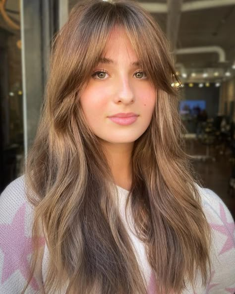 Longer Fringe Bangs, Long Fringe Haircut Round Face, Grown Out Fringe Long Hair, Long Soft Bangs, Growing Out Fringe Haircuts, Fringe Growing Out Hairstyles, Subtle Soft Fringe, Subtle Fringe Hairstyles, Georgia Steel Hair Fringe