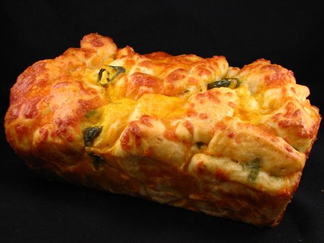 Cheddar Cheese Bread Recipe, Cheddar Cheese Bread, Jalapeño Bread, Jalapeno Cheese Bread, Cheddar Bread, Cheese Bread Recipe, Jalapeno Cheese, Jalapeno Cheddar, Bread Maker