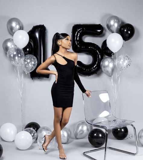 Black And Silver Birthday Photoshoot, Bodysuit Photoshoot Ideas Birthday, 15th Birthday Photoshoot, 17 Birthday Photoshoot, Black And White Birthday Photoshoot, Black Birthday Photoshoot, 15th Birthday Photoshoot Ideas, Classy Birthday Photoshoot Ideas, 16 Photoshoot