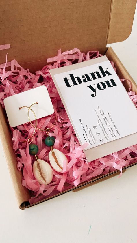 Small Business Earring Packaging Ideas, Aesthetic Small Business Packaging, Small Business Aesthetic Packaging, Jewellery Packaging Ideas Business, Small Business Packaging Ideas Boxes, Valentines Package, Business Earrings, Packaging Earrings, Matcha Aesthetic