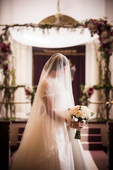 Wedding Hairstyles With Veil Over Face, Traditional Wedding Veil Over Face, Long Veil Over Face, Wedding Face Veil, Jewish Wedding Veil, Wedding Veil Over Face, Veils Over Face, Princess Veil, Veil Over Face