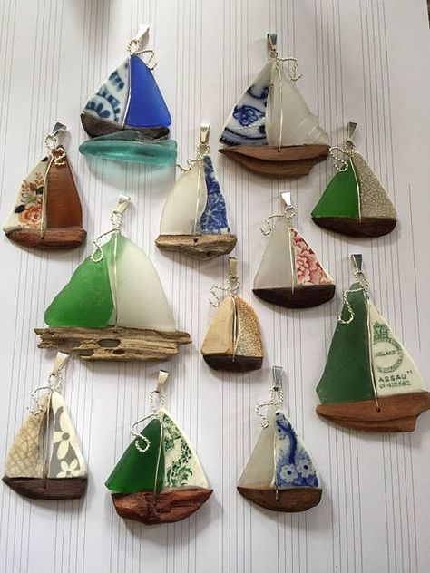 Cardboard Chicken, Repurposed Cardboard, Sailboat Necklace, Sea Glass Art Diy, Sea Glass Art Projects, زجاج ملون, Beach Glass Crafts, Glass Art Projects, Driftwood Crafts