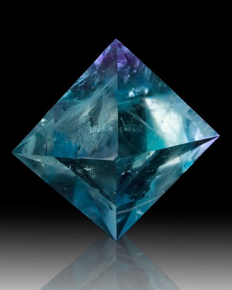 3.2" Exceptional Vivid Blue POLISHED FLUORITE OCTAHEDRON Hardin Co. IL for sale - $800 Fluorite Octahedron, Black Pinterest, Gemstone Brooch, Gemstone Art, Rock Minerals, Fine Minerals, Beautiful Rocks, Spring Jewelry, Rock Collection