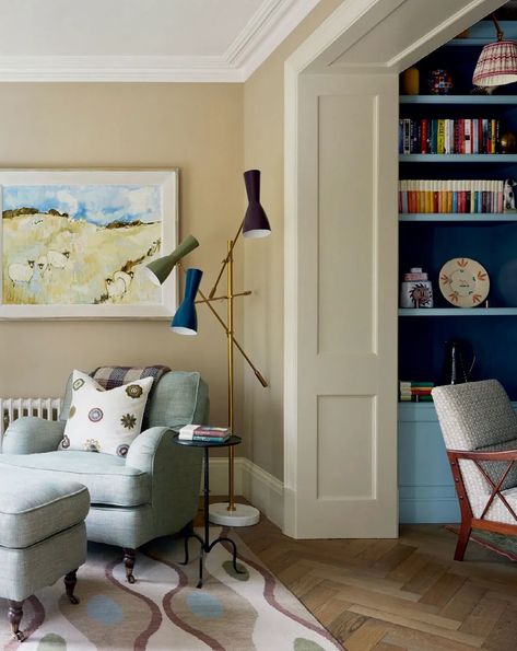 How to recreate the look of this thoughtfully reconfigured Victorian townhouse | House & Garden Terrace House Living Room, Living Room Victorian House, Living Room Knock Through, Terrace House Interior, Farm Renovation, Living Room Victorian, Victorian Terrace Interior, Terrace Living Room, Townhouse Interior