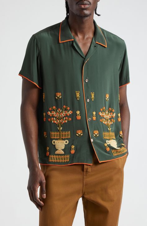 beautiful beaded pearl embroidery simple straight Mens Green Button Up, Mens Fairy Outfit, Greek Mens Fashion, Summer Formal Outfits Men, Vintage Button Up, Green Fashion Men, Button Up Shirts Men, Farm Man, Unique Mens Clothing