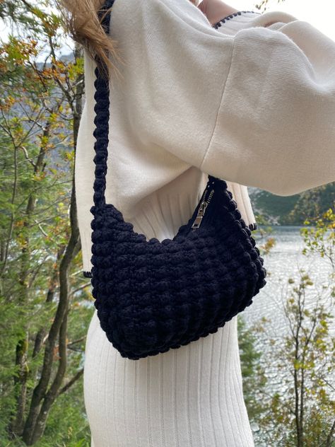 handmade crochet cloud bag☁️ Crochet Crescent Bag, Crochet Cloud Bag, Crochet Cloud, Handbags Patterns, Cloud Bag, Yarn Bag, Crochet Handbags Patterns, Stylish Clothes, Chunky Yarn