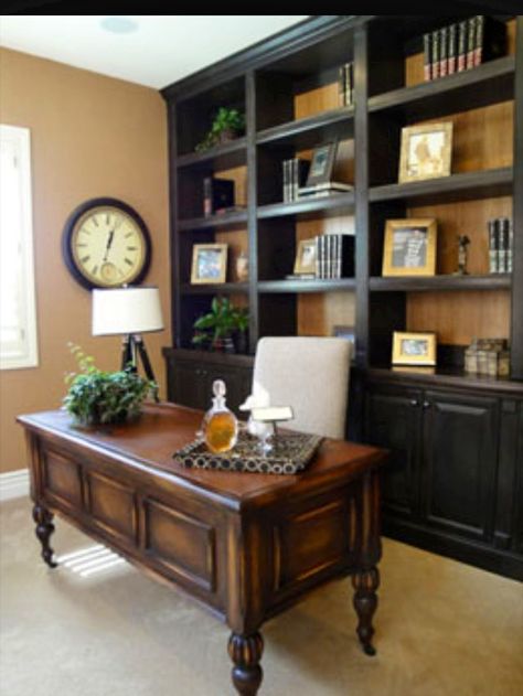 . Office Time, Home Office Library, Farmhouse Office, Bookshelf Design, Built In Cabinets, Home Office Space, Trendy Home, A Desk, A Living Room