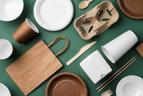 Free photo eco friendly utensils assortm... | Free Photo #Freepik #freephoto #disposable #recycle #reuse #biodegradable Disposable Lids, Sustainable Kitchen Design, Eco Friendly Cookware, Green Kitchen Decor, Disposable Bowls, Kitchen Innovation, Eco Kitchen, Fruit Picking, Natural Kitchen