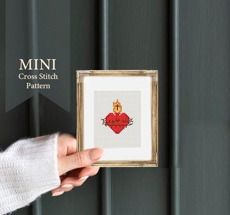 Catholic Cross Stitch, 123 Stitch, Heart Stitch, Cross Stitch Modern, Catholic Cross, Tiny Cross Stitch, Aida Fabric, Tiny Cross, Small Cross Stitch