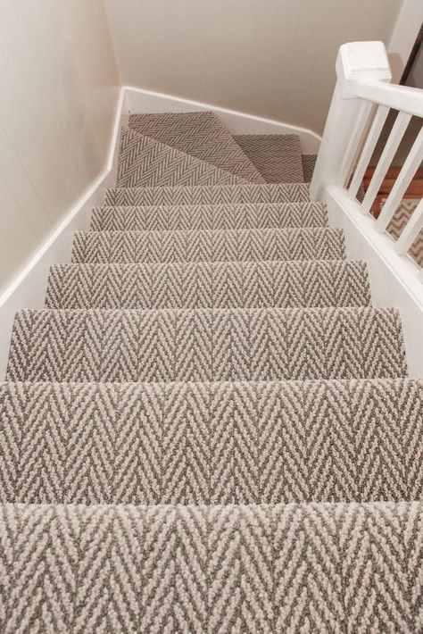 Brown and Beige Pattern Carpet Staircase Family Room With Grey Carpet, Patterned Carpet Basement, Carpet For Staircase, Full Carpeted Stairs, Staircase Carpeting Ideas, Hall And Stairs Carpet, Different Carpet In Hallway And Bedrooms, Different Carpet On Stairs And Landing, Carpet In Stairs