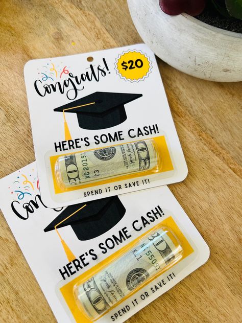 Congrats Gift Ideas, Card For Graduation, Money Holders Card, Congrats Graduate, Money Card Holder, Graduation Money Gifts, Printable Money, Diy Graduation Gifts, Graduation Money