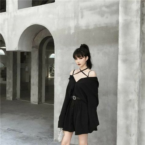 korean black and white dressing for you😍👏❤️ Gotik Girl, Korean Black And White, Outfit Soft Girl, Korean Girl Dress, Ulzzang Outfit, Grunge Dress, Cross Neck, Fashion Illustration Dresses, Korean Girl Fashion