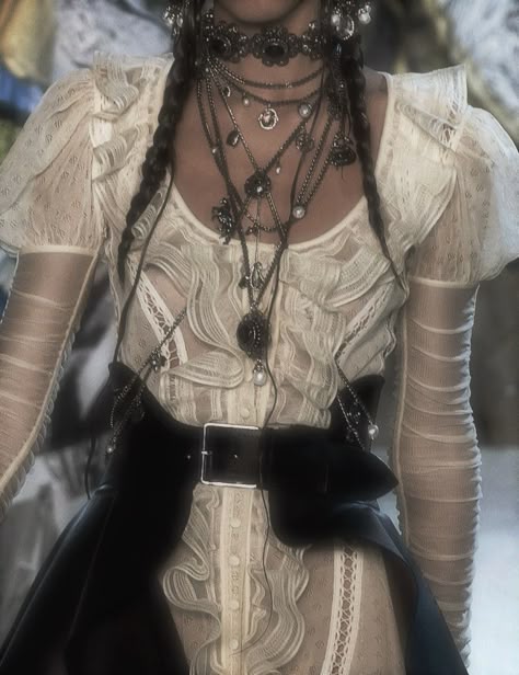 Whimsical aesthetic, whimsical clothes, whimsical art, whimsigothic aesthetic, whimsigothic, whimsigothic Outfits, whimsical outfits, art Goth Hippie, Whimsical Aesthetic, Mode Style, Aesthetic Outfits, Outfits Aesthetic, Costume Design, Couture Fashion, Outfit Inspirationen, Runway Fashion