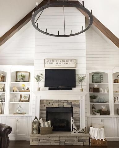 Farmhouse Fireplace Ideas, Rustic Farmhouse Fireplace, Farmhouse Fireplace Mantels, Modern Farmhouse Fireplace, Stacked Stone Fireplaces, Modern Farmhouse Living Room Decor, Cottage Coastal, Farmhouse Living Room Decor Ideas, Modern Farmhouse Living