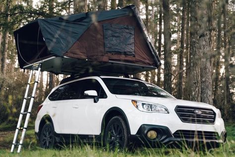 Subaru Outback Lifted, Diy Roof Top Tent, Subaru Outback Offroad, Lifted Subaru, Colin Mcrae, Car Tent, Roof Tent, Subaru Models, Subaru Cars