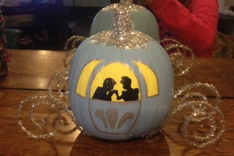 My Cinderella carriage pumpkin! Paint, glitter, pipe cleaners Disney Pumpkin Ideas, Cinderella Carriage Pumpkin, Carriage Pumpkin, Disney Pumpkin Painting, Story Book Pumpkin, Unique Pumpkin Carving Ideas, Cinderella Pumpkin Carriage, Halloween Pumpkin Crafts, Creative Pumpkin Painting