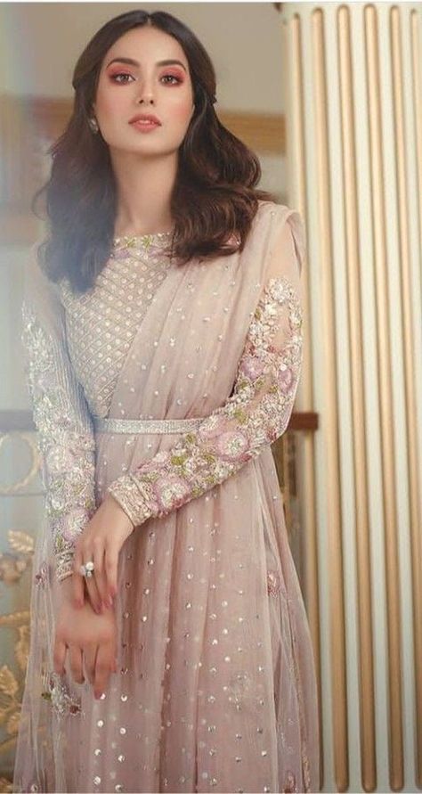 Designer party wear dresses Pakistani Formal Dresses, Style Marocain, Iqra Aziz, Bridal Dresses Pakistan, Open Shirt, Crystal Belt, Indian Dresses Traditional, Indian Gowns Dresses, Pakistani Bridal Dresses