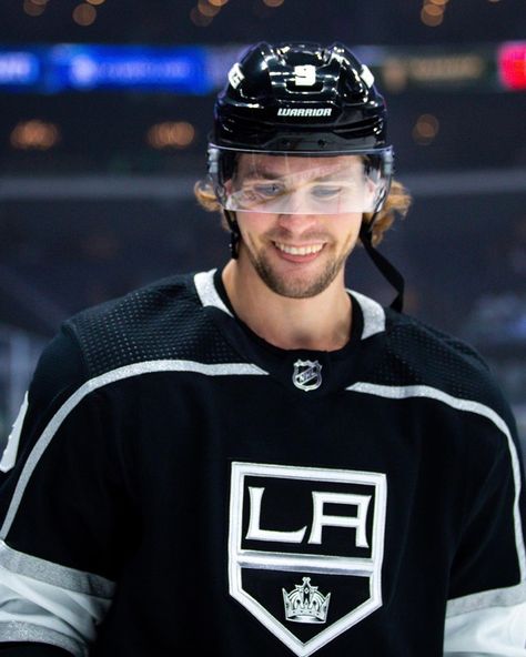 Adrian Kempe Hockey, Adrian Kempe, Becka Mack, Nhl Hockey Players, La Kings Hockey, Kings Hockey, Hockey Boys, Sports Romance, Deep Thought