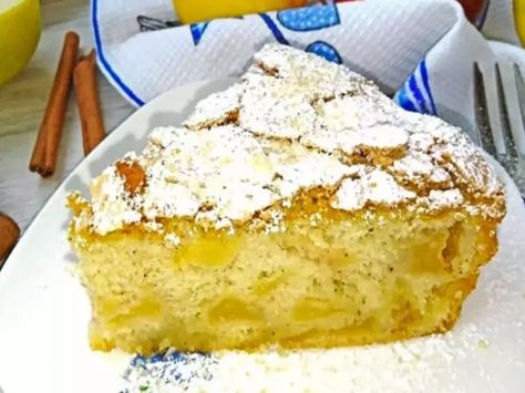 Ukrainian Apple Cake Recipe, Ukrainian Apple Cake, Sharlotka Apple Cake, Apple Sponge Cake, Ukrainian Desserts, Cake Receipe, Ukrainian Food, Honey Cake Recipe, Cultural Food