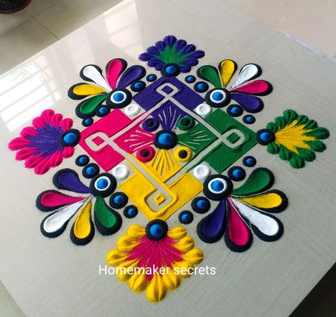 More videos on Homemaker secrets youtube channel Diwali Day Rangoli, Unique Rangoli Designs For Dhanteras, Diwali Rangoli Easy Designs, Best Rangoli Designs Simple, Unique Rangoli Ideas, Diwali Unique Rangoli, Small Simple Rangoli Designs, Cool Rangoli Designs, Rangoli Unique Design