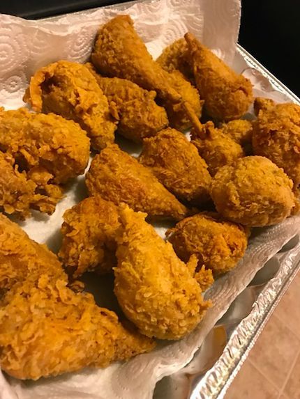 Vegan Cookout, Chicken Substitute, Vegan Seafood, Vegan Meat Recipe, Vegetarian Meat, Vegan Fried Chicken, Vegan Soul Food, Chicken Mcnuggets, Vegan Fries