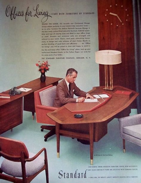 Offices for living 50s Desk, 50s Furniture, 60s Interior, 1950s Furniture, Furniture Desk, Mid Century Office, Rustic Furniture Diy, Retro Interior Design, Mcm Furniture