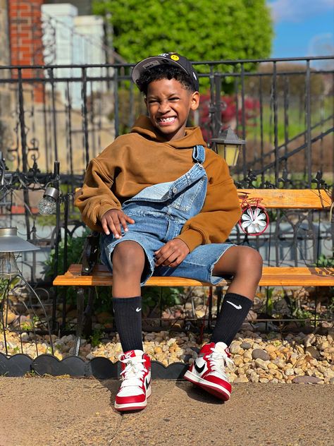 80s Kids Outfits Boys, Kids Decade Day Outfits Boys, Kids 90s Outfit Ideas Boys, Preschool Fashion, Throwback Thursday Outfits, Decades Day Outfits, Thursday Outfit, Boys School Outfits, Boys Fall Fashion