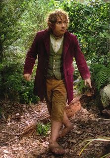 Go-Lovely: Get-the-Look: The Hobbit- Clothes To Go On An Adventure In! Hobbit Fashion, Hobbit Cosplay, Hobbit Costume, Hobbit Bilbo, Hobbit Party, Concerning Hobbits, Into The West, Desolation Of Smaug, Movie Guide