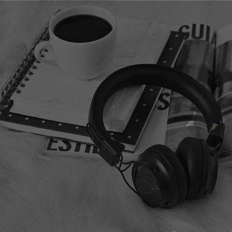 Powerpuff Kızları, Black And White Theme, Dark Pictures, Gray Aesthetic, Black And White Wallpaper, All Food, Music Aesthetic, Black Aesthetic Wallpaper, Black And White Aesthetic