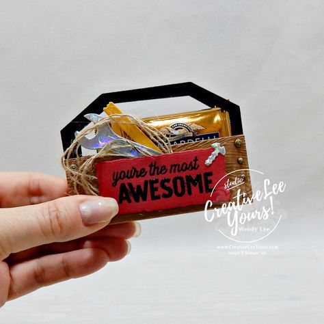 DIY toolbox treat holder Stampin Up Ghirardelli Treat Holder, Stampin Up Craft Fair Ideas To Sell, Candy Holders Diy Ideas, Candy Box Ideas Diy, Diy Toolbox, Fall Favors, Candy Bar Gifts, Candy Treat Box, Cricut Birthday Cards