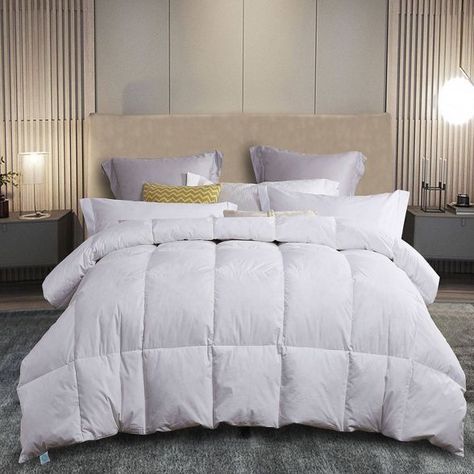 Down Comforter Bedding, White Down Comforter, Unique Comforters, Bedroom Makeovers, Down Comforters, White Comforter, Twin Comforter, Down Comforter, Bedding Basics