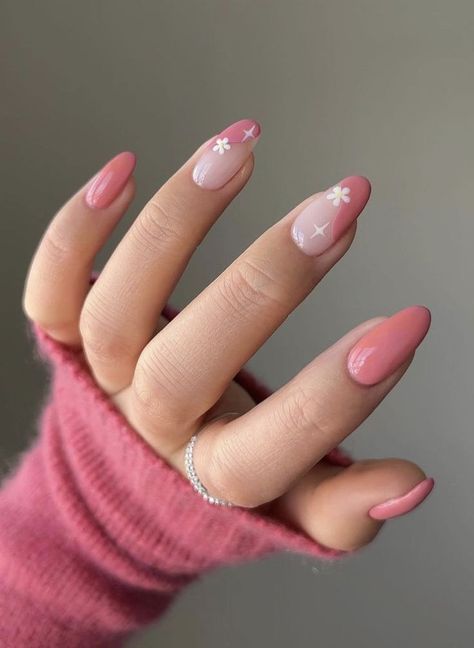 Pink Flower Nails, Pink White Nails, Fake Nails White, Easy Nails, Basic Nails, Round Nails, Blue Nail, Spring Nail Art, Stick On Nails