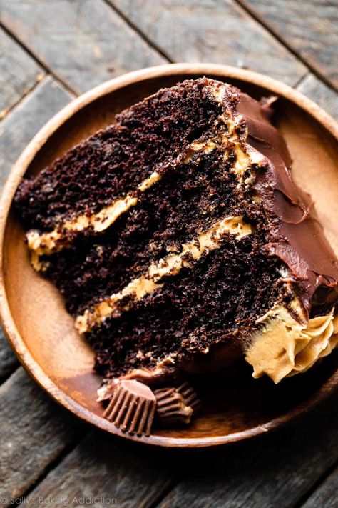 Gluten Free German Chocolate Cake, Peanut Butter Cake Recipe, Peanut Butter Frosting Recipe, Snickers Cake, Peanut Butter Icing, Chocolate Peanut Butter Cake, Butter Cake Recipe, Butter Icing, Peanut Butter Cake