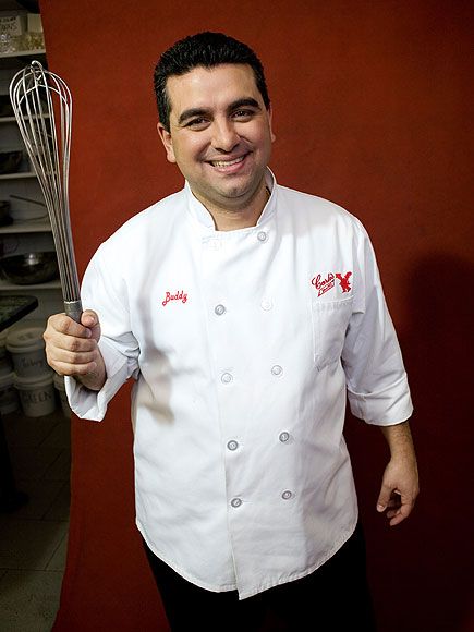 How Cake Boss Buddy Valastro Stays Postive About His Mom's #ALS Battle Showman Aesthetic, Isobel Bookshelf, Frangelico Drinks, Aesthetic Zendaya, Lyon Vastia, Cake Boss Buddy, Surah Ikhlas, Cowboy Casserole, Carlos Bakery