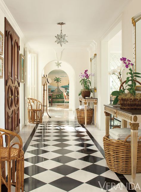 Lyford Cay, Villa Contenta, interior design by Andrew Raquet, photo by Max Kim-Bee, Veranda.com, Star fixtures, Charles Edwards. Vintage rattan chairs. Consoles, McLain Wiesand. Mirrors, Mirror Fair. Checkered Flooring, British Colonial Style, Black And White Tiles, White Floors, Colonial Style, Design Living Room, Decoration Design, 인테리어 디자인, Modern House Design