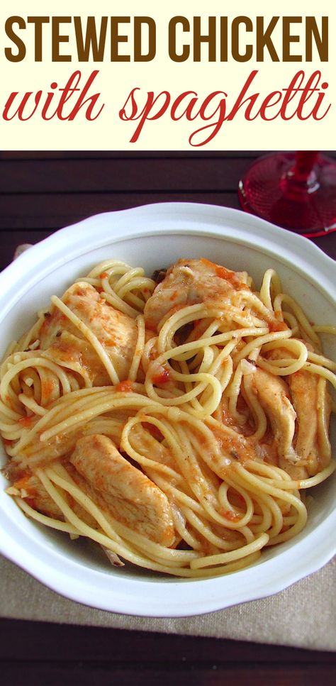 Portuguese Chicken And Spaghetti, Portuguese Chicken Recipes, Chicken With Spaghetti, Best Chicken Stew, Portuguese Recipe, Portuguese Chicken, Portuguese Foods, Portuguese Dishes, Serbian Food