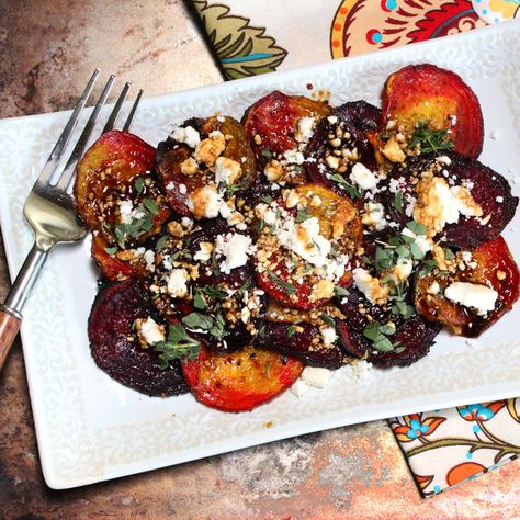 Grilled Beet Salad, Grilled Beets In Foil, Grilled Beets Recipe, Bbq Beets, Food Stacks, Grilled Feta, Grilled Beets, Balsamic Drizzle, Honey Drizzle