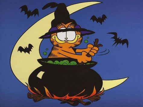 Halloween Garfield Garfield Halloween, Skeleton Craft, Garfield Wallpaper, Halloween Desktop Wallpaper, Garfield Pictures, Garfield Images, Garfield Cartoon, Craft Halloween, Halloween Writing