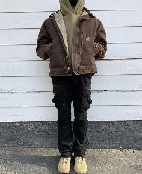 Carhartt Brown Jacket, Carhartt Jacket Outfit, Guys Fits, Carhartt Detroit, Jacob Elordi, Trendy Boy Outfits, Street Style Outfits Men, Street Fashion Men Streetwear, Mens Casual Dress Outfits